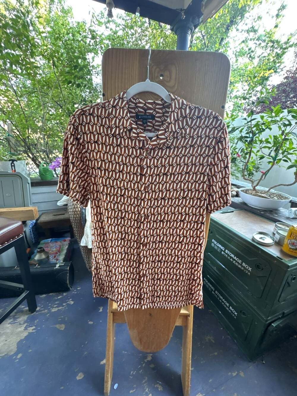 XS Vintage Brown Geometric Pattern Short Sleeve Button Down Shirt